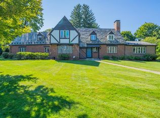 39 Meriam St, Lexington, MA 02420