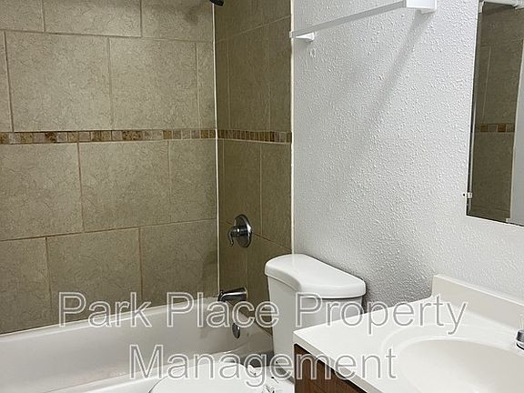 4th image of 4140 Barna Ave APT D