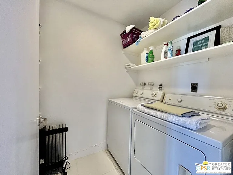 197 Desert Lakes Dr — Photo 31