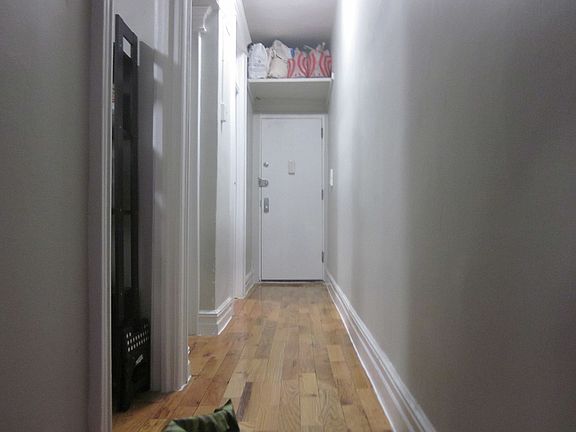 4th image of 39-25 24th St #15