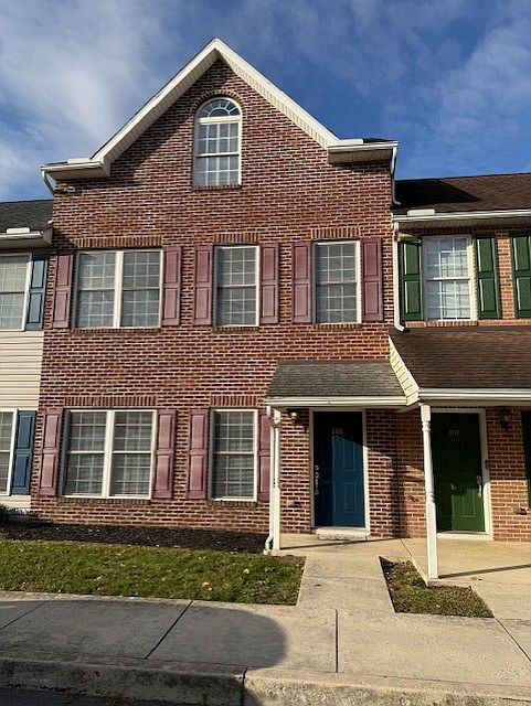 1st image of 108 S Earl St