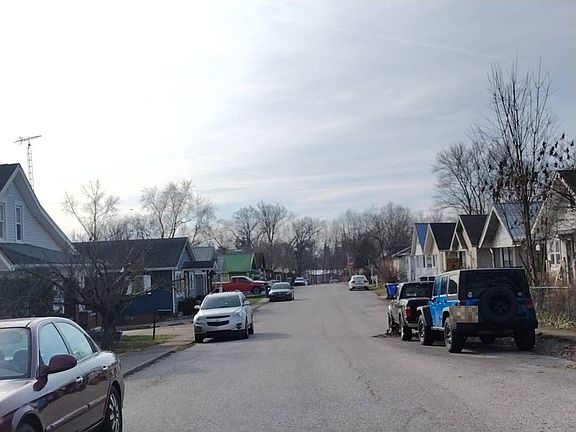 5th image of 604 V St