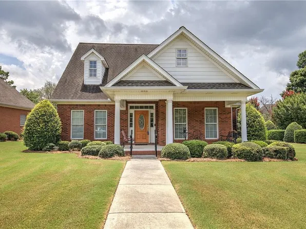 119 Vinings Way SE, Calhoun, GA 30701