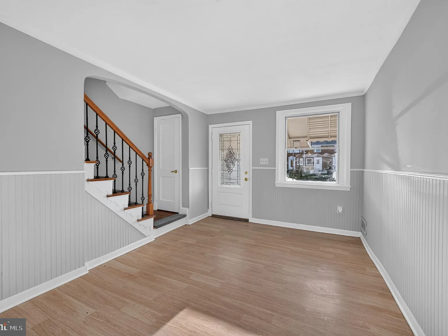 2 bed, 1.0 bath, 1050 sqft, $1,450 — Photo 1