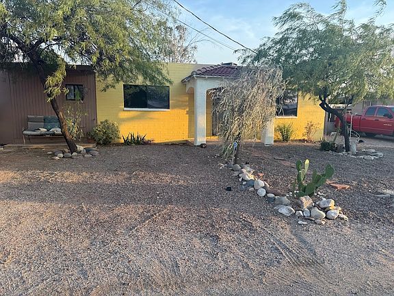 2nd image of 3030 N Fontana Ave