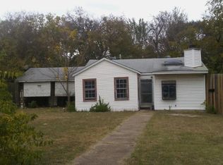 557 W 5th St, Lancaster, TX 75146