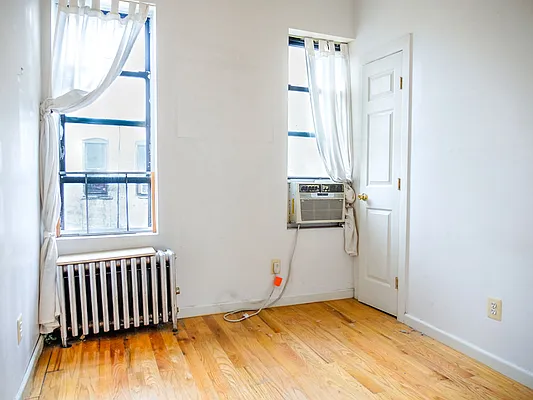 Rented by RENTBK LLC | media 6