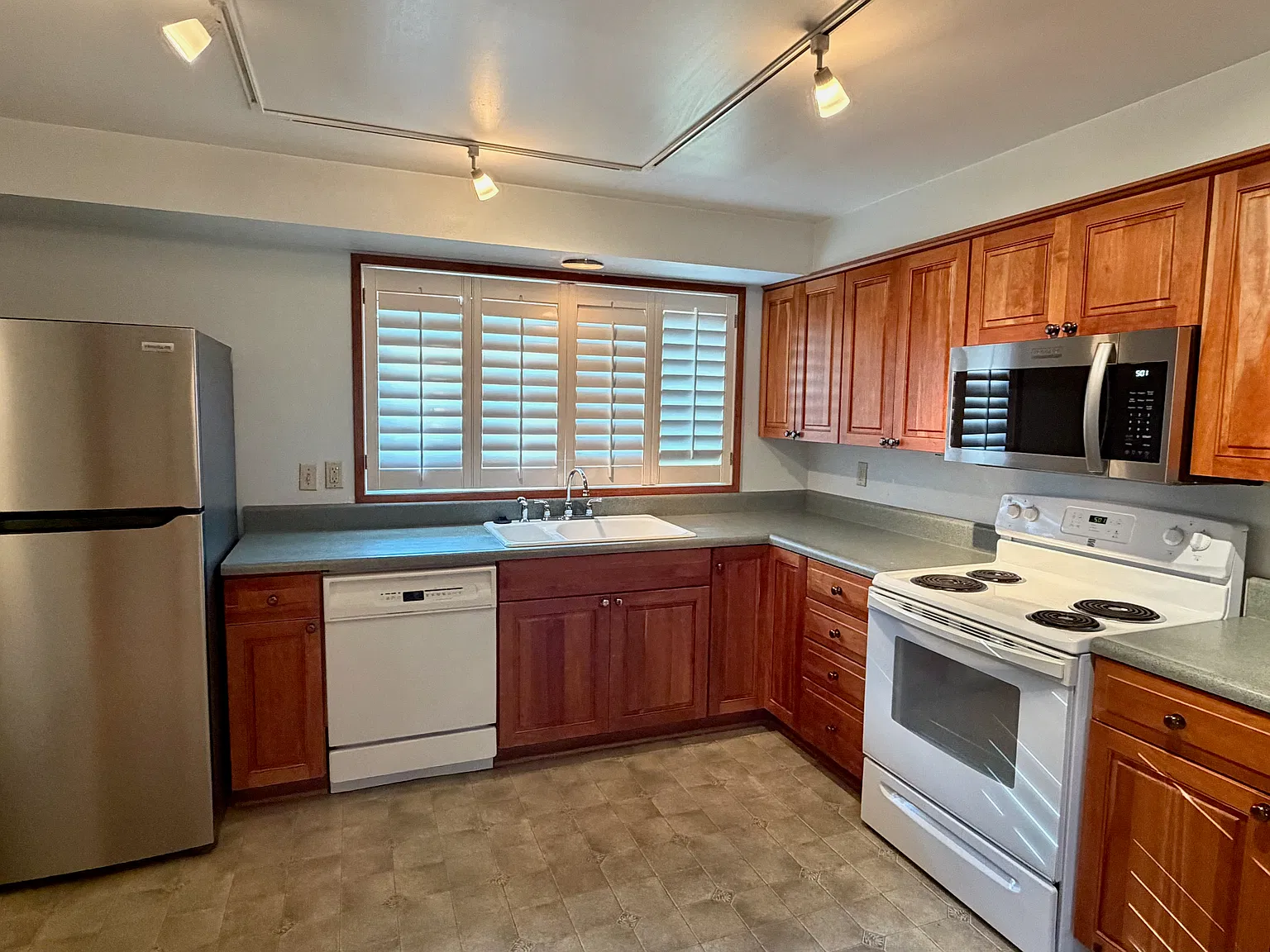 3128 NE 140th Avenue — Photo 3