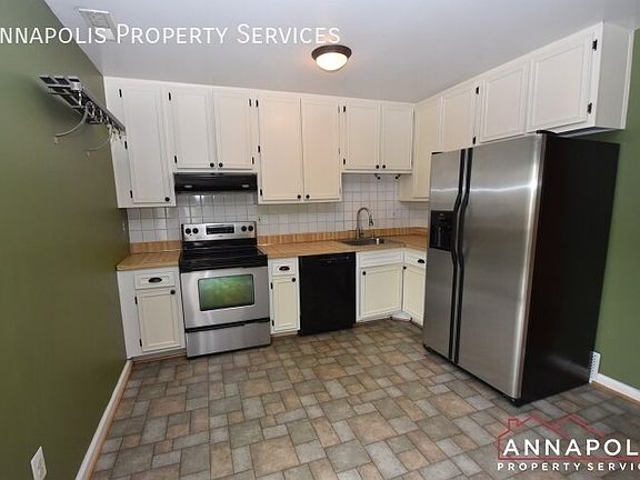 3rd image of 1424 Mara Vista Ct