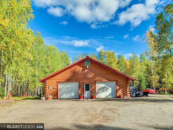 3rd image of 173 Wilderness Dr