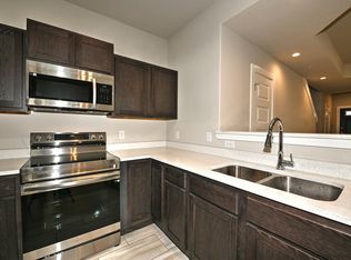 TUSCANY VILLAS, San Antonio, TX 78227