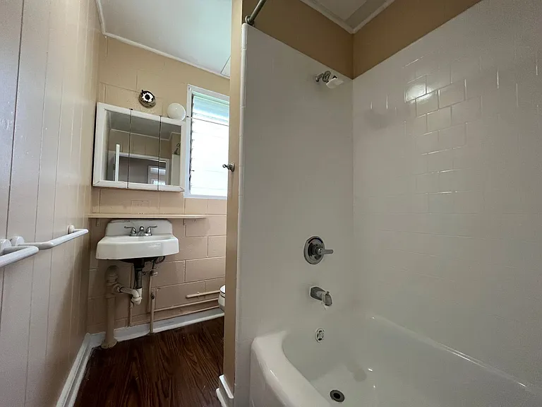 718 Hoawa St #A — Photo 8