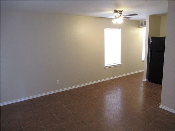 3rd image of 2053 NW 21st St #3