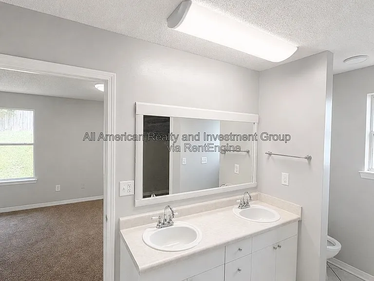 216 Lustan Dr — Photo 12