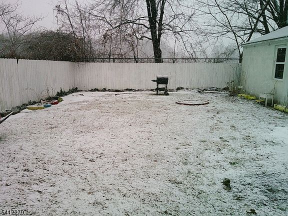 2nd image of 220 Terrill Rd