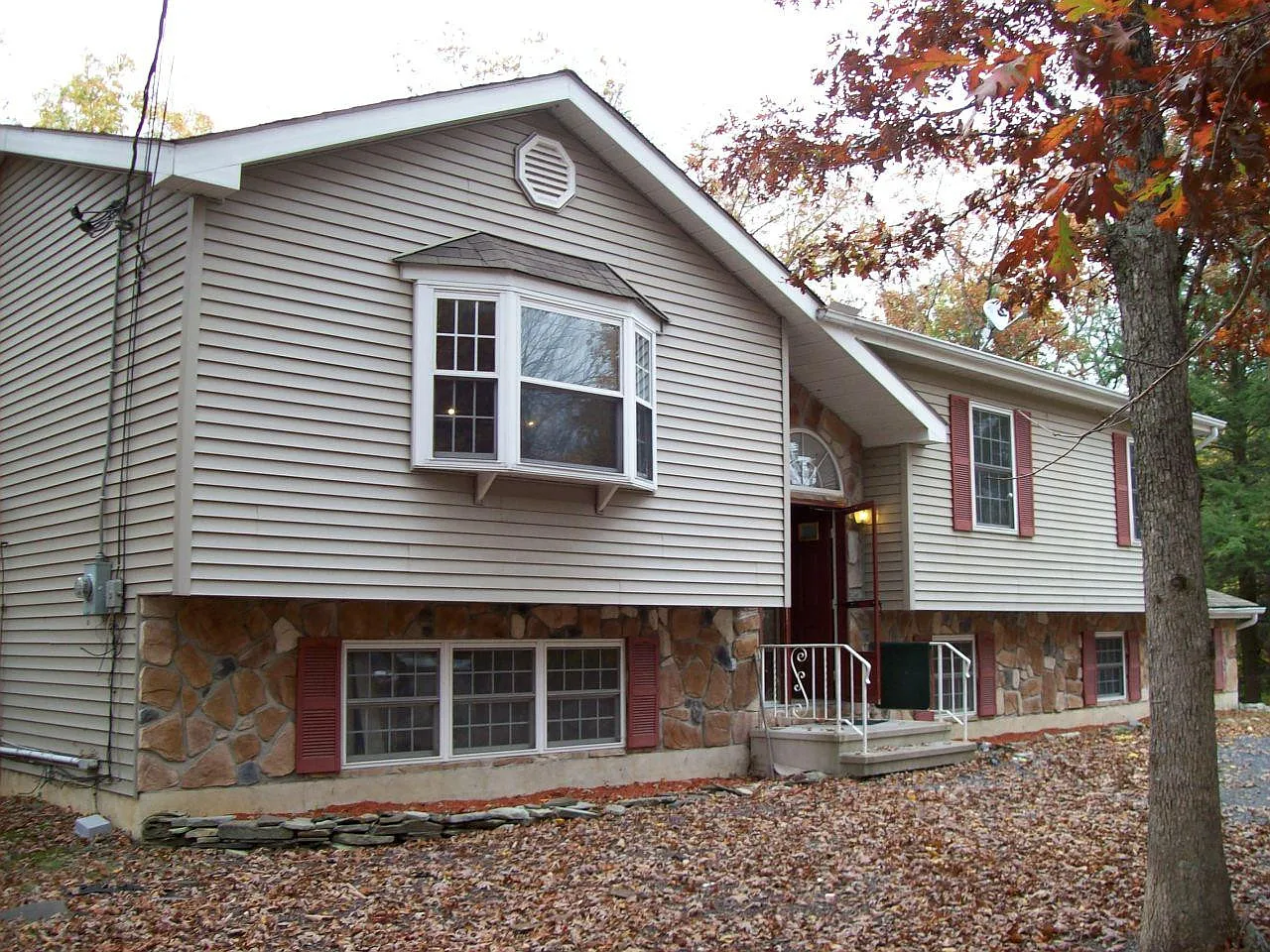 27 Decker Rd photo 1