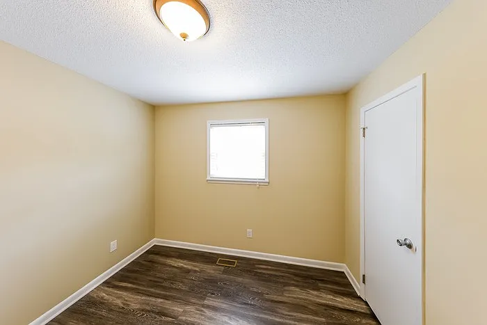 2218 Cecille Dr SW — Photo 8