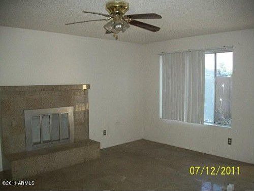 2nd image of 901 E 9th Dr
