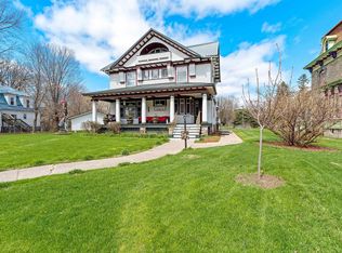 537 Main St, Oconto, WI 54153