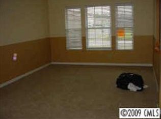 14204 Hartwell Farm Dr, Charlotte, NC 28278