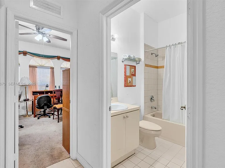 14044 SW 54th St — Photo 16