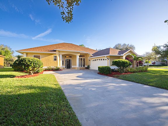 4th image of 834 Black Bird Ct