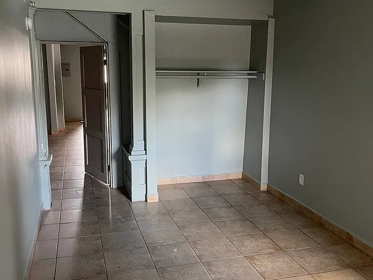 4818 Avalon Blvd #2 — Photo 6