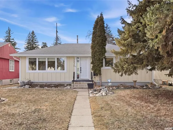2230 William AVENUE, Saskatoon, SK S7J 1A6