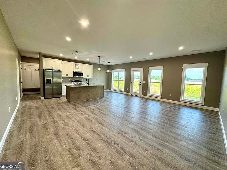 1247 Mark Wood Rd — Photo 2