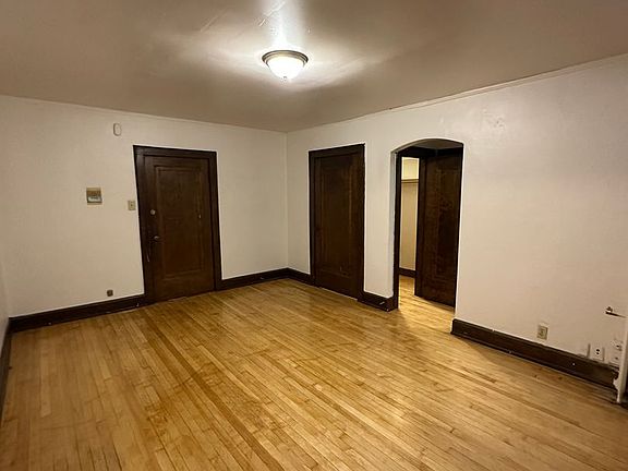 3rd image of 2637 N Cramer St APT 3