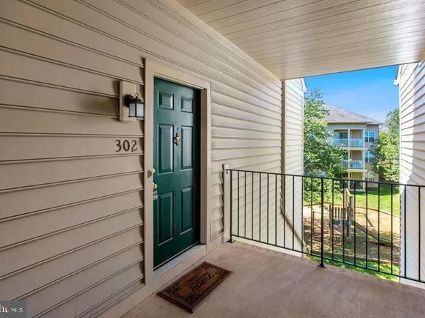 1031 Gardenview Loop APT 302, Woodbridge, VA 22191