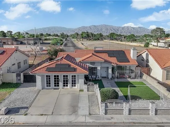 6208 Barkstone Ave, Las Vegas, NV 89108