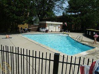 5th image of 29282 Tessmer Ct #1