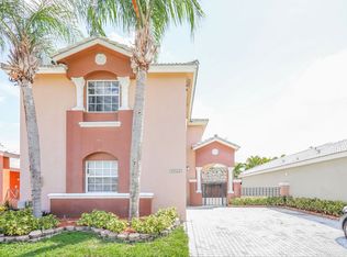 15463 SW 92nd St, Miami, FL 33196