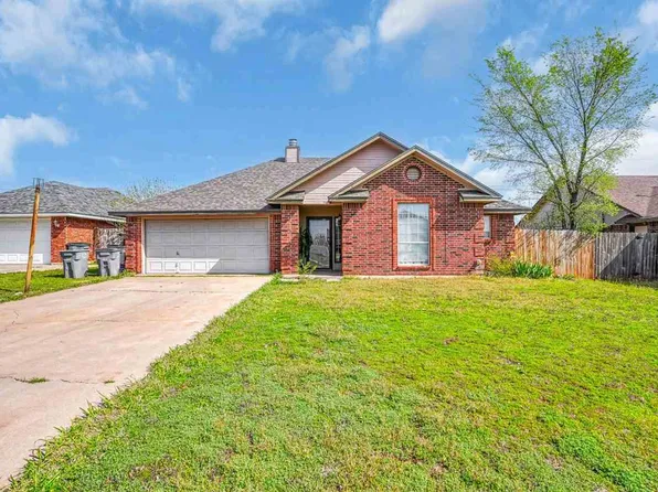 4806 SE Redbud Pl, Lawton, OK 73501