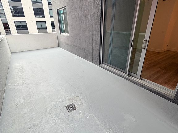 5th image of 142 NW 31st St #B
