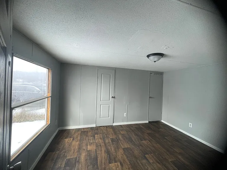 345 Joyner Loop — Photo 32