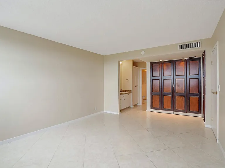 336 Golfview Rd #1115 — Photo 18