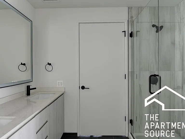 1464 W Randolph St #1 — Photo 11