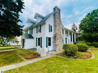 104 E Forrest Home Ave, Bellaire, MI 49615