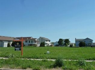 875 Violet Ln, Oregon, WI 53575