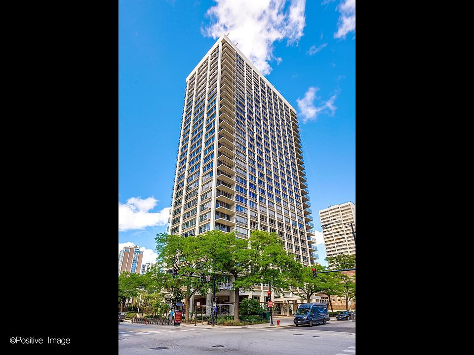 1st image of 88 W Schiller St APT 2406L