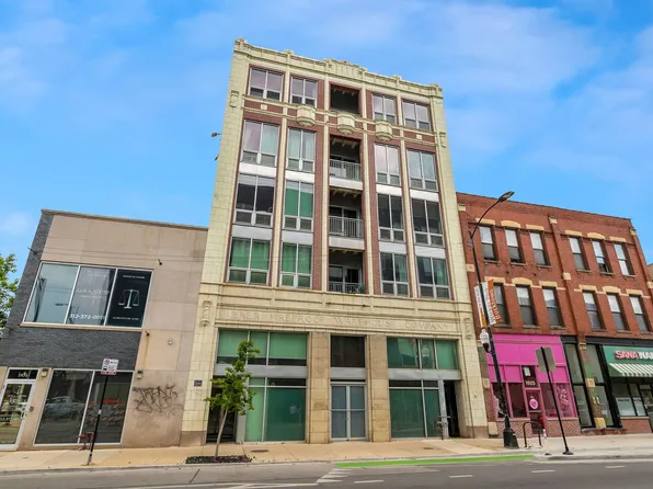 1927 N Milwaukee Ave #202, Chicago, IL 60647