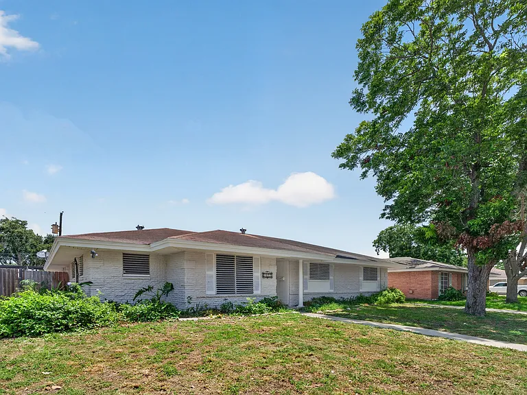 4022 Capri Dr — Photo 4
