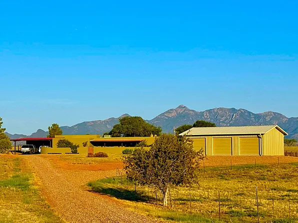 102 Papago Springs Rd, Elgin, AZ 85611