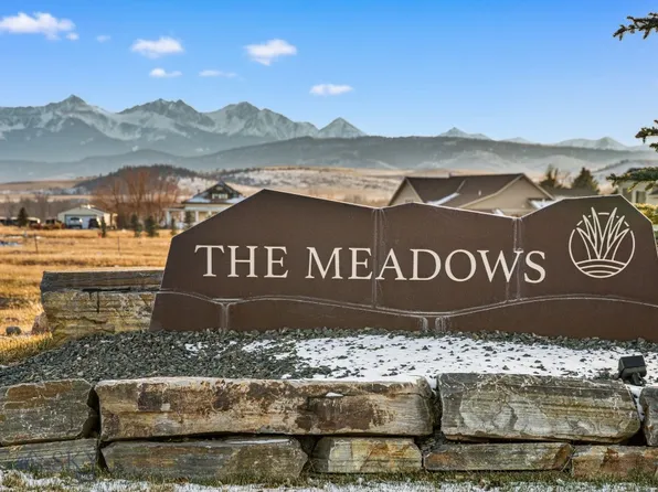 4 Sage Grouse Dr, Bozeman, MT 59718