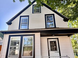1 Williams Ct, Newton, MA 02464
