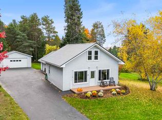 102 Orchard Dr, East Jordan, MI 49727