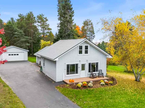 102 Orchard Dr, East Jordan, MI 49727