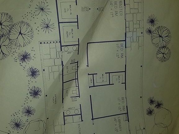 2nd image of 301 Stewart Rd